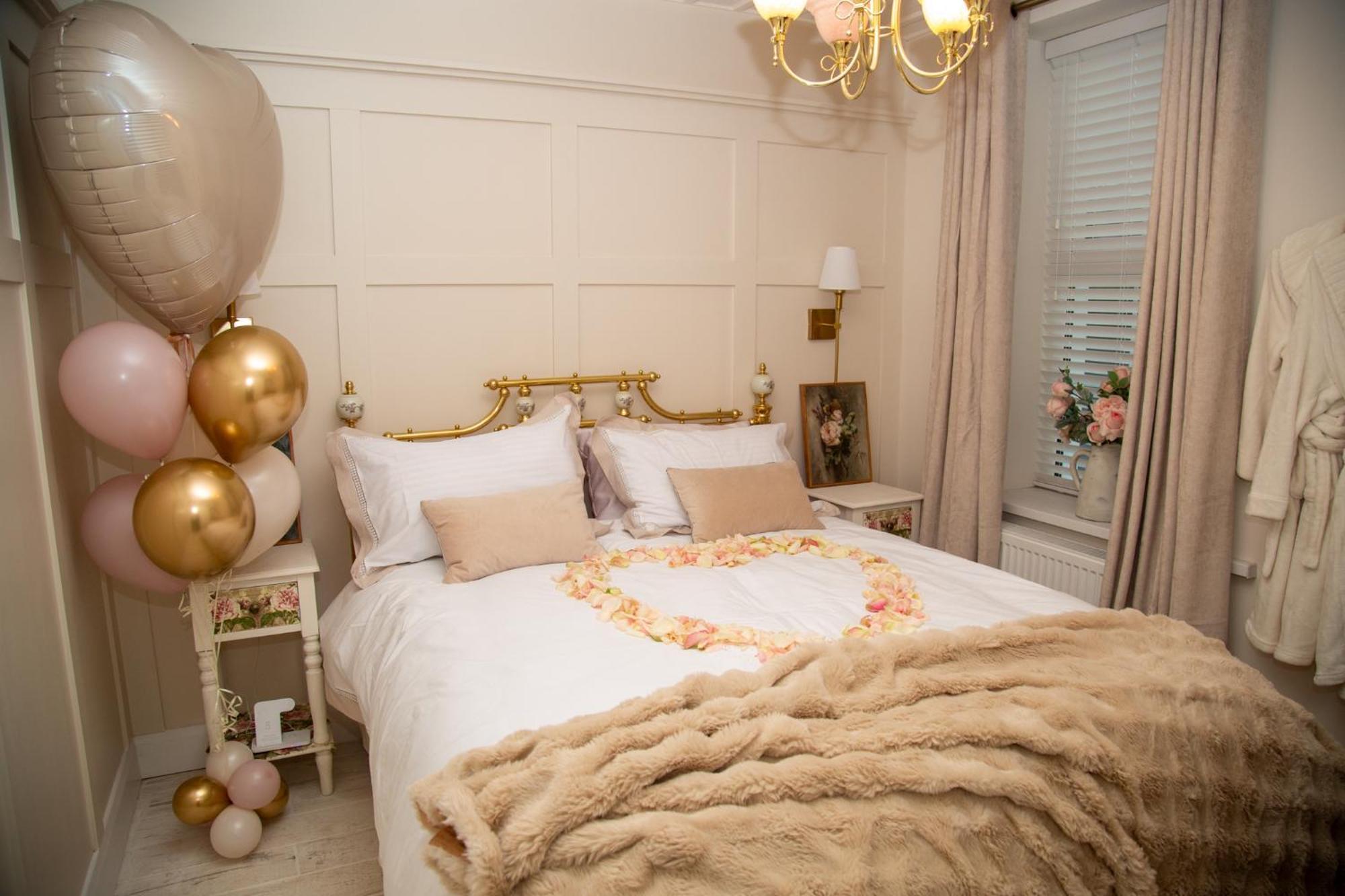 Vakantiehuis Annierose Cottage- Luxury 3bedroom With Hot Tub Ballymena